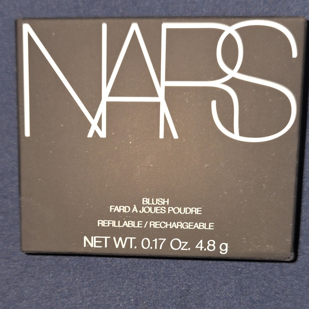 NARS Regillable Blush Compact In- INFATUATED